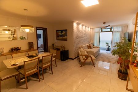 Sala de apartamento à venda com 3 quartos, 120m² em Icaraí, Niterói