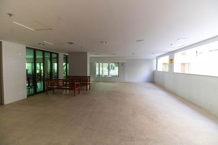 Apartamento à venda com 120m², 3 quartos e 2 vagas Apartamento à venda com 120m², 3 quartos e 2 vagasÁrea comum