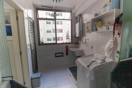 Apartamento à venda com 120m², 3 quartos e 2 vagas Apartamento à venda com 120m², 3 quartos e 2 vagasÁrea de Serviço