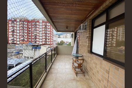 Apartamento à venda com 110m², 3 quartos e 1 vaga