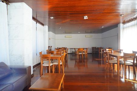 Apartamento à venda com 43m², 1 quarto e 1 vaga Apartamento à venda com 43m², 1 quarto e 1 vagaÁrea comum - Salão de festas