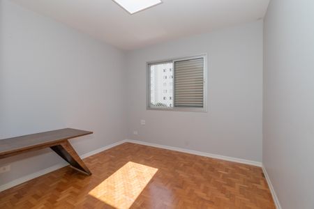 Apartamento à venda com 188m², 4 quartos e 2 vagas Apartamento à venda com 188m², 4 quartos e 2 vagasQuarto 1