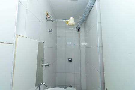 Apartamento à venda com 188m², 4 quartos e 2 vagas Apartamento à venda com 188m², 4 quartos e 2 vagasBanheiro de Serviço