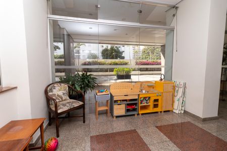Apartamento à venda com 188m², 4 quartos e 2 vagas Apartamento à venda com 188m², 4 quartos e 2 vagasÁrea Comum - Brinquedoteca