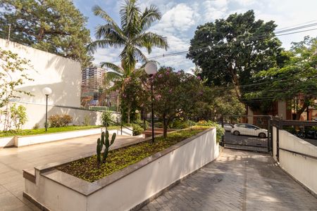 Apartamento à venda com 188m², 4 quartos e 2 vagas Apartamento à venda com 188m², 4 quartos e 2 vagasÁrea Comum