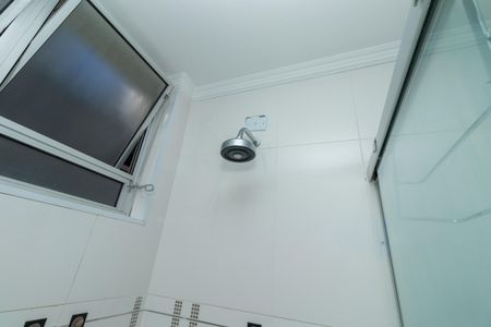 Apartamento à venda com 188m², 4 quartos e 2 vagas Apartamento à venda com 188m², 4 quartos e 2 vagasBanheiro da Suíte