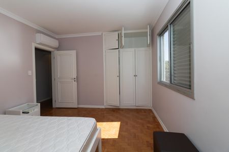 Apartamento à venda com 188m², 4 quartos e 2 vagas Apartamento à venda com 188m², 4 quartos e 2 vagasQuarto 3