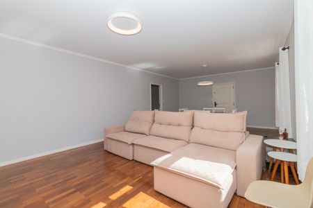 Apartamento à venda com 188m², 4 quartos e 2 vagas Apartamento à venda com 188m², 4 quartos e 2 vagasSala
