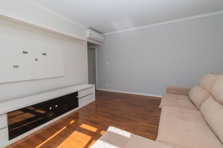 Apartamento à venda com 188m², 4 quartos e 2 vagas Apartamento à venda com 188m², 4 quartos e 2 vagasSala