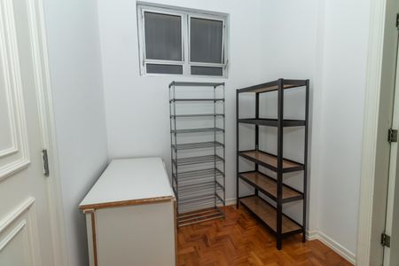Apartamento à venda com 188m², 4 quartos e 2 vagas Apartamento à venda com 188m², 4 quartos e 2 vagasCloset da Suite