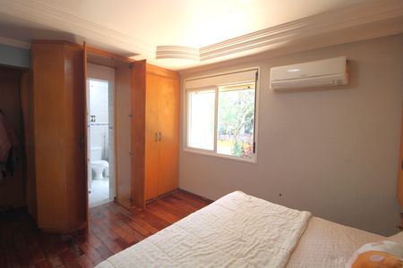 Casa de condomínio à venda com 640m², 4 quartos e 2 vagasSuíte 1