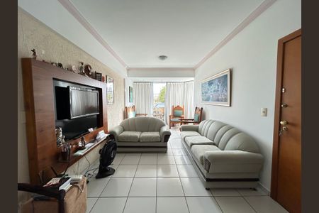 Apartamento à venda com 3 quartos, 150m² em Heliópolis, Belo Horizonte