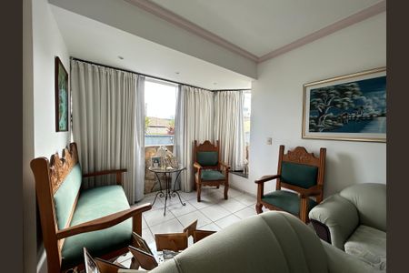Apartamento à venda com 3 quartos, 150m² em Heliópolis, Belo Horizonte