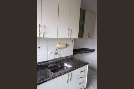 Apartamento para alugar com 62m², 2 quartos e 2 vagas Apartamento para alugar com 62m², 2 quartos e 2 vagasCozinha