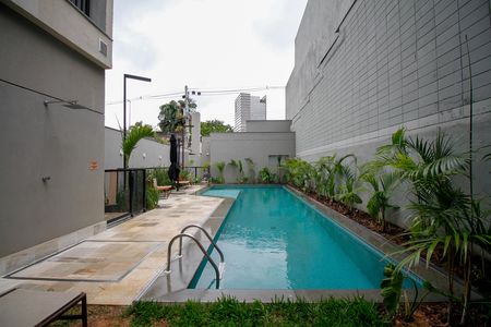 Apartamento para alugar com 25m², 1 quarto e sem vaga Apartamento para alugar com 25m², 1 quarto e sem vagaÁrea Comum - Piscina