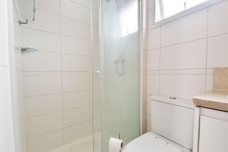 Apartamento para alugar com 53m², 2 quartos e 1 vaga Apartamento para alugar com 53m², 2 quartos e 1 vagaBanheiro da suíte