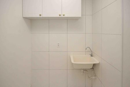 Apartamento para alugar com 40m², 2 quartos e sem vaga Apartamento para alugar com 40m², 2 quartos e sem vagaÁrea de Serviço