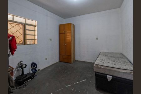 Casa à venda com 140m², 4 quartos e 2 vagas Casa à venda com 140m², 4 quartos e 2 vagasQuarto 4