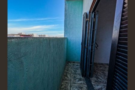 Casa à venda com 140m², 4 quartos e 2 vagas Casa à venda com 140m², 4 quartos e 2 vagasSacada