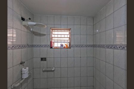 Casa à venda com 140m², 4 quartos e 2 vagas Casa à venda com 140m², 4 quartos e 2 vagasBanheiro 2