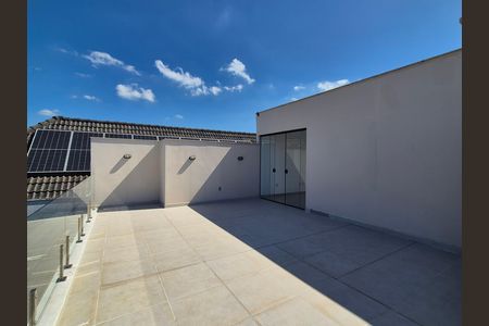 Casa de condomínio à venda com 334m², 3 quartos e 2 vagas