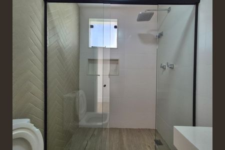 Casa de condomínio à venda com 334m², 3 quartos e 2 vagas