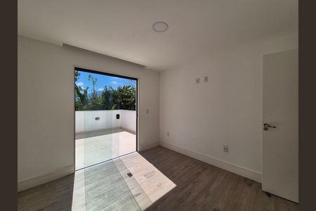 Casa de condomínio à venda com 334m², 3 quartos e 2 vagas