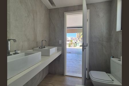 Casa de condomínio à venda com 334m², 3 quartos e 2 vagas