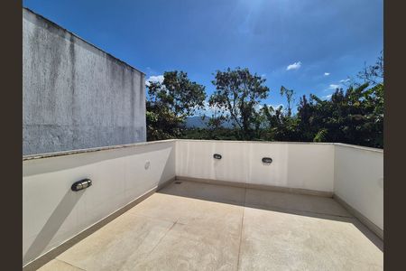 Casa de condomínio à venda com 334m², 3 quartos e 2 vagas