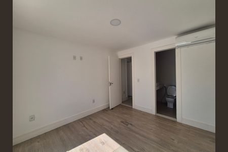 Casa de condomínio à venda com 334m², 3 quartos e 2 vagas