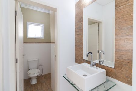 Casa à venda com 250m², 3 quartos e 4 vagasLavabo