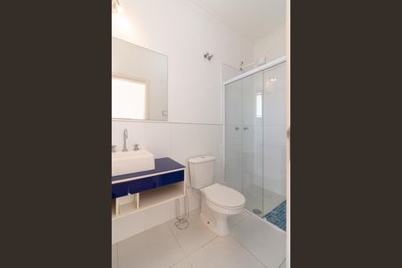 Casa à venda com 250m², 3 quartos e 4 vagasBanheiro da suíte 1