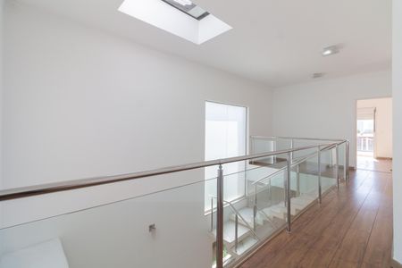 Casa à venda com 250m², 3 quartos e 4 vagasOutros