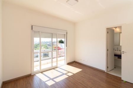 Casa à venda com 250m², 3 quartos e 4 vagasQuarto 1 - Suíte