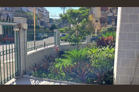 Apartamento à venda com 80m², 2 quartos e 1 vaga Apartamento à venda com 80m², 2 quartos e 1 vagaÁrea externa