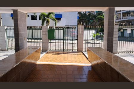 Apartamento à venda com 80m², 2 quartos e 1 vaga Apartamento à venda com 80m², 2 quartos e 1 vagaÁrea externa