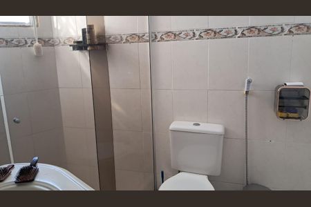 Apartamento à venda com 80m², 2 quartos e 1 vaga Apartamento à venda com 80m², 2 quartos e 1 vagaBanheiro