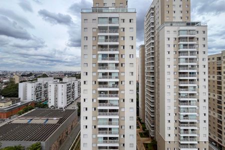 Apartamento à venda com 65m², 3 quartos e 1 vaga Apartamento à venda com 65m², 3 quartos e 1 vagaVista da Sacada