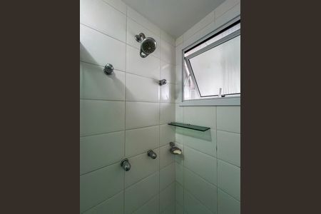 Apartamento à venda com 65m², 3 quartos e 1 vaga Apartamento à venda com 65m², 3 quartos e 1 vagaBanheiro da Suíte
