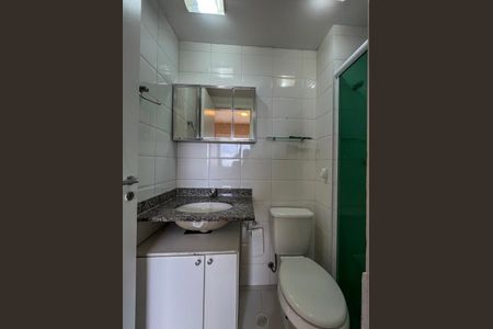 Apartamento à venda com 65m², 3 quartos e 1 vaga Apartamento à venda com 65m², 3 quartos e 1 vagaBanheiro da Suíte