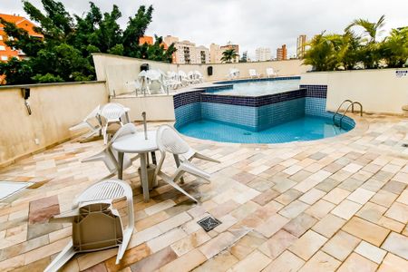Apartamento para alugar com 75m², 2 quartos e 1 vaga Apartamento para alugar com 75m², 2 quartos e 1 vagaÁrea comum - Piscina