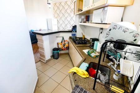 Apartamento para alugar com 75m², 2 quartos e 1 vaga Apartamento para alugar com 75m², 2 quartos e 1 vagaCozinha - Armários