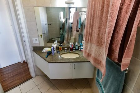 Apartamento para alugar com 75m², 2 quartos e 1 vaga Apartamento para alugar com 75m², 2 quartos e 1 vagaBanheiro
