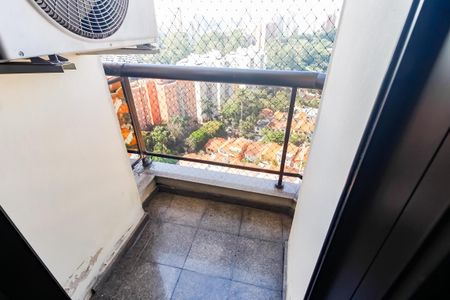 Apartamento para alugar com 75m², 2 quartos e 1 vaga Apartamento para alugar com 75m², 2 quartos e 1 vagaVaranda - Quarto 1