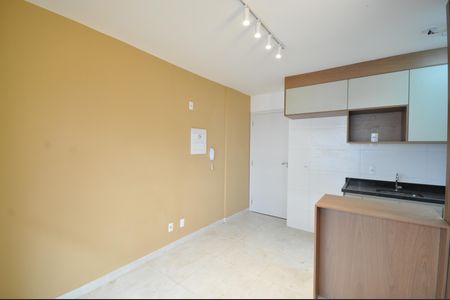 Sala de apartamento para alugar com 1 quarto, 30m² em Vila Mazzei, São Paulo