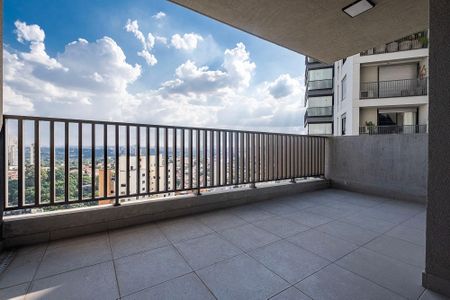 Sala/Cozinha - Varanda de apartamento para alugar com 2 quartos, 69m² em Sumarezinho, São Paulo
