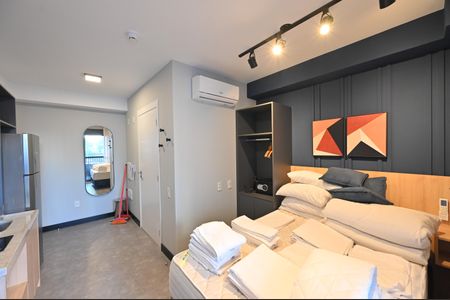 Studio para alugar com 29m², 1 quarto e sem vagaSala/Quarto