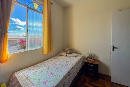 Apartamento à venda com 2 quartos, 70m² em Milionários, Belo Horizonte