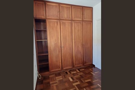 Casa para alugar com 270m², 3 quartos e 3 vagas Casa para alugar com 270m², 3 quartos e 3 vagasQuarto 1