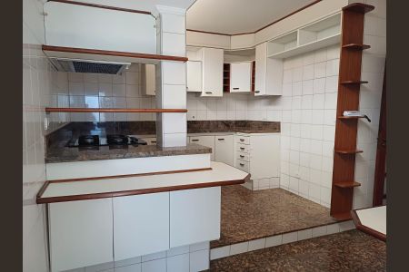 Cozinha de casa para alugar com 3 quartos, 270m² em Parque Taquaral, Campinas